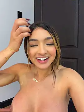 Jenn_fit - LICK BOOBS + SPANKS