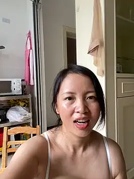 Huanhuan0188 - 达成目标🎯 假肉棒女上位抽插一分钟