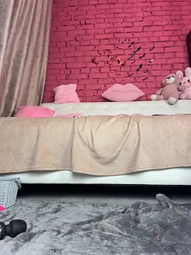 NinaVerse - SQUIRT AND DRINK IT