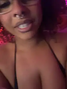 Nintendhoe - play wit my pussy while im on da game :D