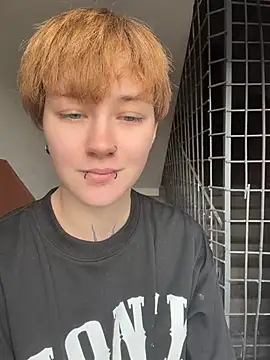 IceMur - I fuck myself with a toy and masturbate