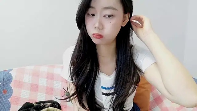 Yuyu9988 - 指定脱一件控制三分钟