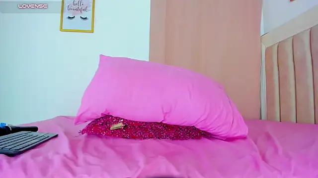 Fabianacutee - fingers in my pussy