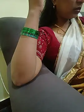 Nehaa702213