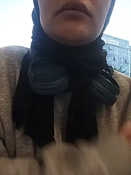 MisyonerNur - Dışarıda göğüslerini aç 😅