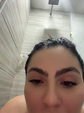 MaiahDolls - show cream in ass
