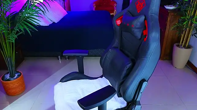 AmbarEvans - Fuck machine ruining my pussy 💋