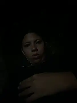 Broken_Latina_Whores_JE - Show pussy😍