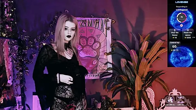 Noah_ElmerX - Help a lady to get on metal concert!<3