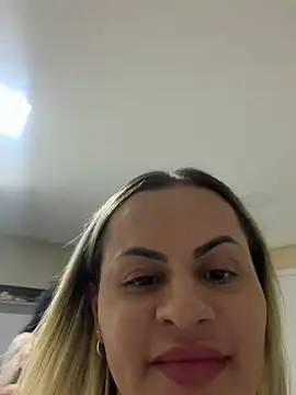 Carolinecbso - Siririca ao vivo 5mins