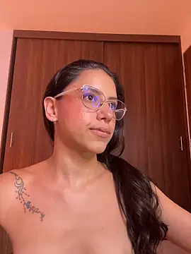 AnnyDeLosRios_ - Bend over + pantie off