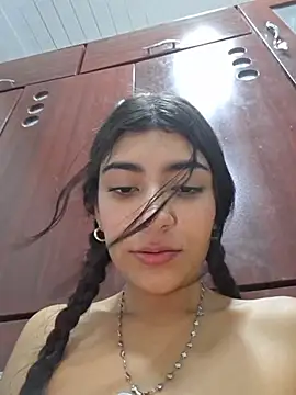 Sweed-virgin-pussy - oil on my naked body
