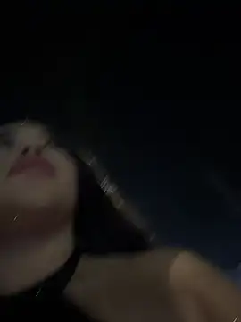 SofiaWildee - Flash boobs