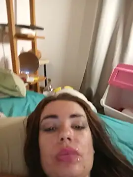 Jenypr1ncess - Enseño tetas