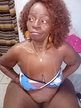 QueenLorena25 - Use the plug for 3 minutes 👠📌👙
