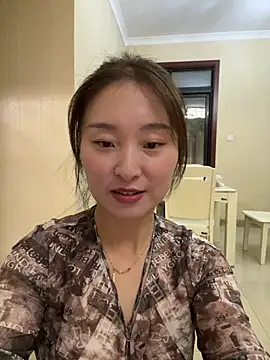 Lianer_520 - 平台首秀，希望哥哥们多多支持莲儿！