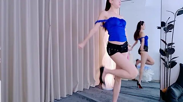 Dancing-CoCo-Pro