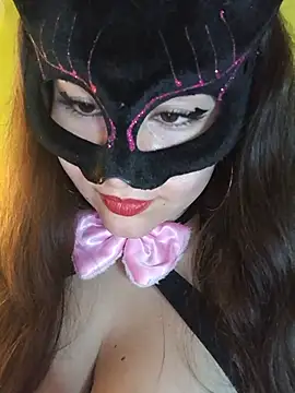 Conejita69n_n - Juego con mis pezones? 🔥