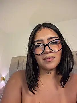 Nicolegh_ - Plug anal+domi in clit +fingering pussy