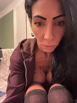 YasmineRiva - 🍑🧴Oil ass + 💝