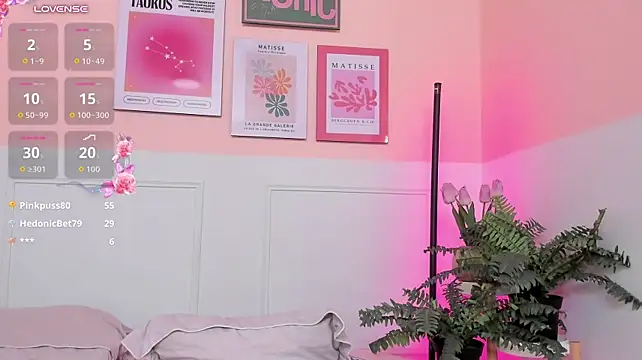Venus_Rouge - Spit my tits and blowjob in doggy