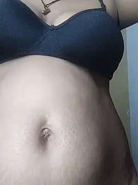 Laxmi_89 - Milk in pusssy
