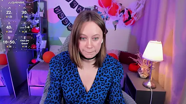 Brooke_lover - show tits closer ;)