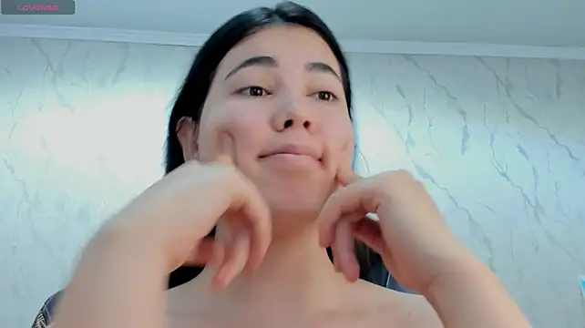 Diara_1an - oil pussy massage