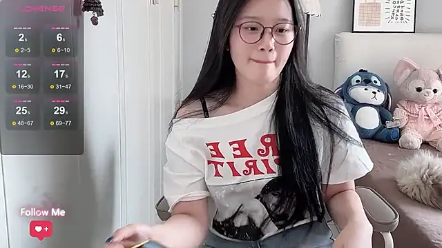 --bee-- - 瑟瑟舔酸奶棒棒