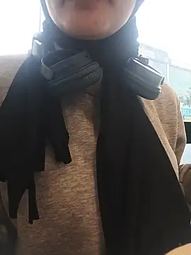 MisyonerNur - Dışarıda göğüslerini aç 😅