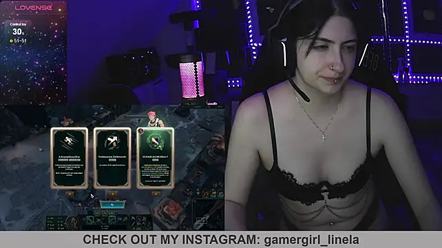Gamergirl-Linela - LT Gets Surprise Video