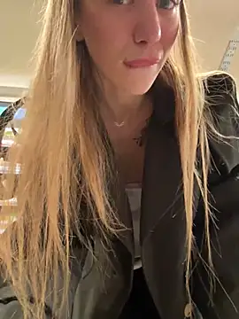 Olivia_Jemison - Fingering pussy+smear pussy juse on body
