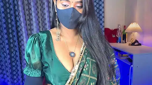 Miss_flirty69 - Nude ass oiling+ 5 min control