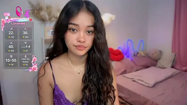 Roxxy_Bloom - FULLY NAKED