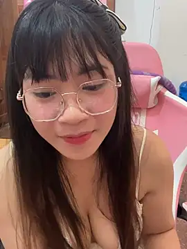 -Lyly_69 - Show zoom 30p