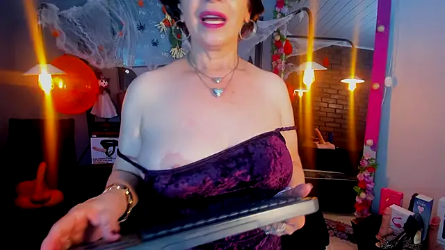 Samantha_mature56 - 😍Blowjob hard + 15 sec toy❤️