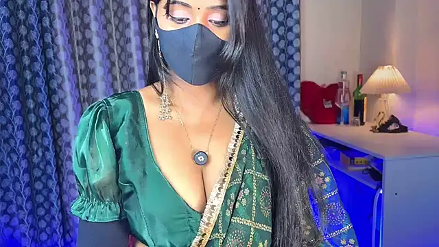 Miss_flirty69 - Nude ass oiling+ 5 min control