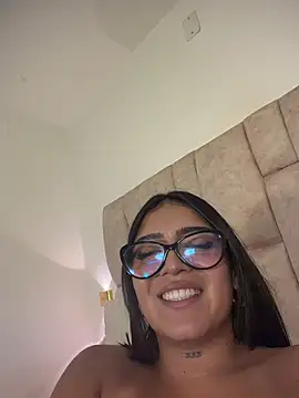 Nicolegh_ - Plug anal+domi in clit +fingering pussy
