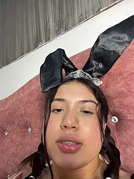 Zoe_lu - Get a dog and play with your pussy🙈🔥