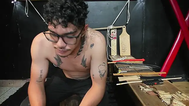 BDSM_Vantablack_ - PUNISH On Nipple tits👀 🙌