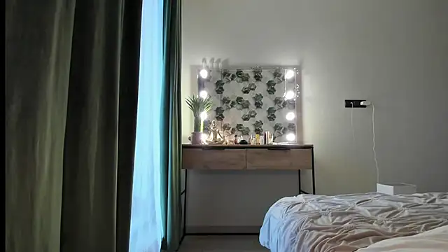 SelenaRase - let's cum together secret show
