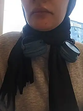 MisyonerNur - Dışarıda göğüslerini aç 😅