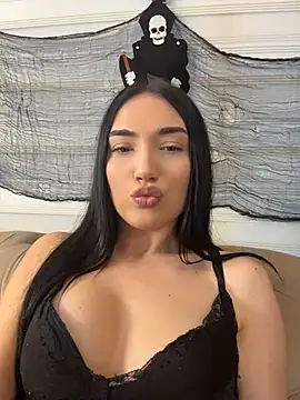 AliceSchuster - that’ll make you leak💦