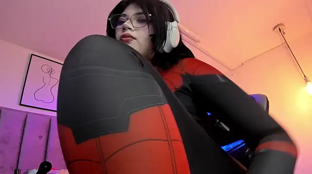 Kitty_Gang - Ride dildo watching my ass up close 🔥