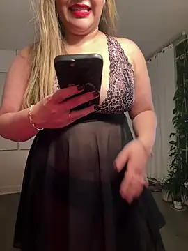 Cam_divaa - NAKED 🔥