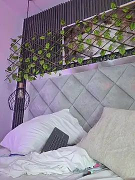 Sara_Chanel_