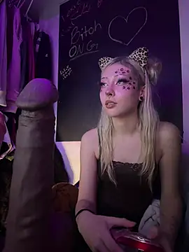MollyMonroe666