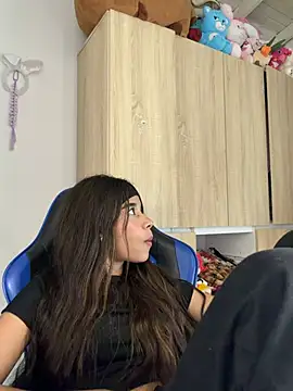 Milleradhara24 - fingers in my pussy
