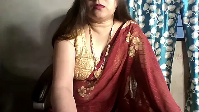 Naughtymadam - full nude samoking