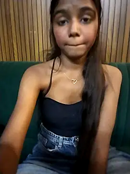 Sexy_browniee - Boobs press
